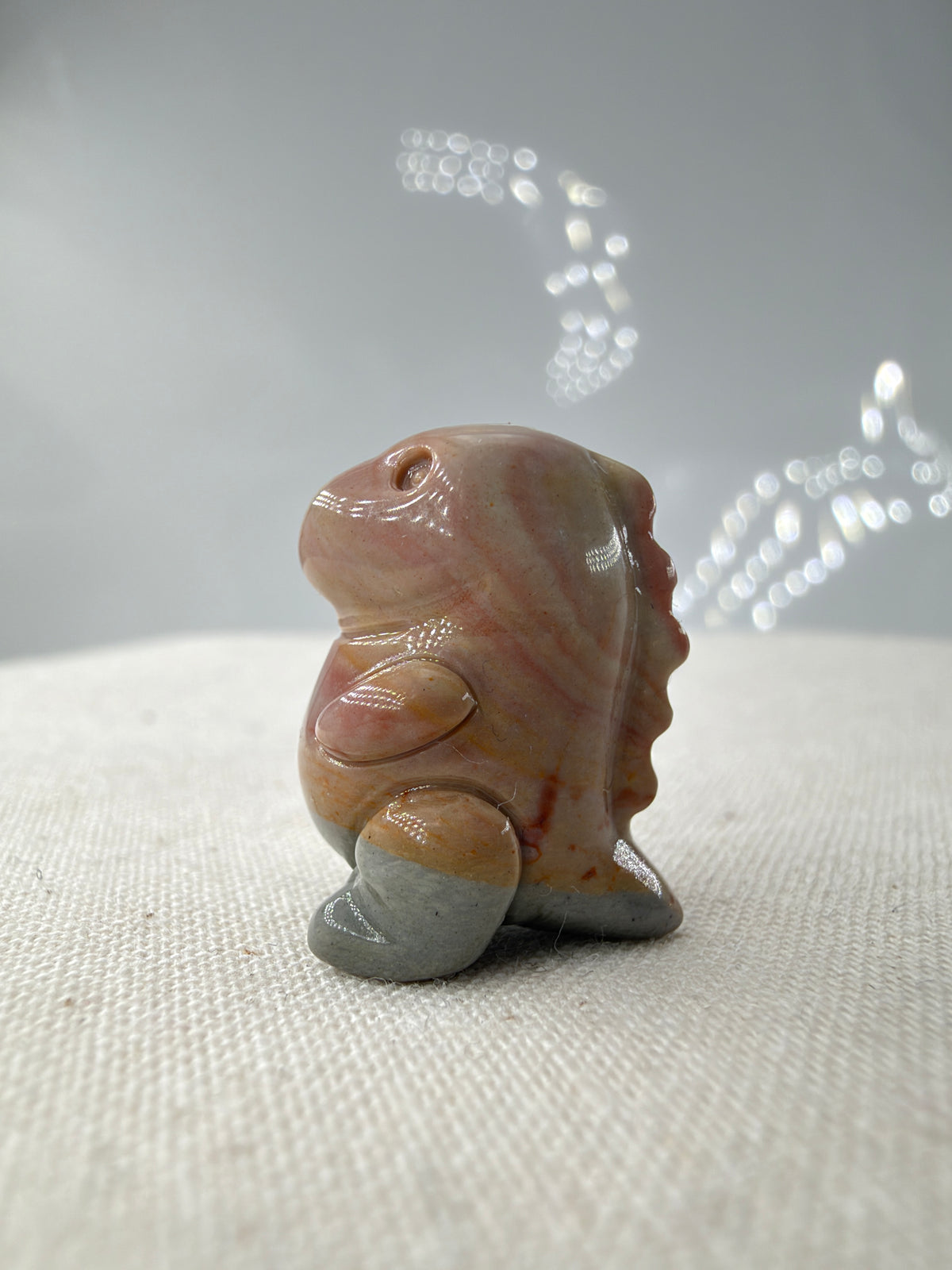 polierte Dinosaurierfiguren aus Alashan Achat 